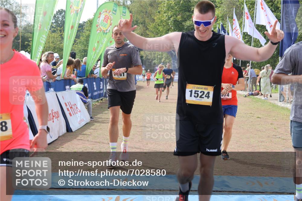 08.09.2024 - Airport Race Strokosch-Dieckow http://msf.ph/oto/7028580 08.09.2024 12:39:21 Ziel 371, 422, 573, 574, 743, 916, 1018, 1078, 1441, 1524 meine-sportfotos.de