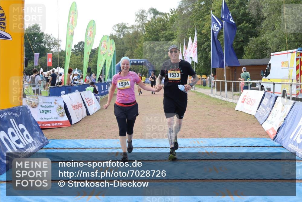 08.09.2024 - Airport Race Strokosch-Dieckow http://msf.ph/oto/7028726 08.09.2024 13:14:43 Ziel 325, 403, 495, 1519 meine-sportfotos.de