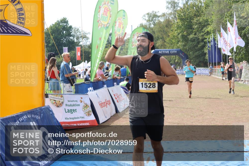 08.09.2024 - Airport Race Strokosch-Dieckow http://msf.ph/oto/7028959 08.09.2024 12:39:36 Ziel 128, 261, 511, 743, 758, 781, 1298, 1528, 3155 meine-sportfotos.de