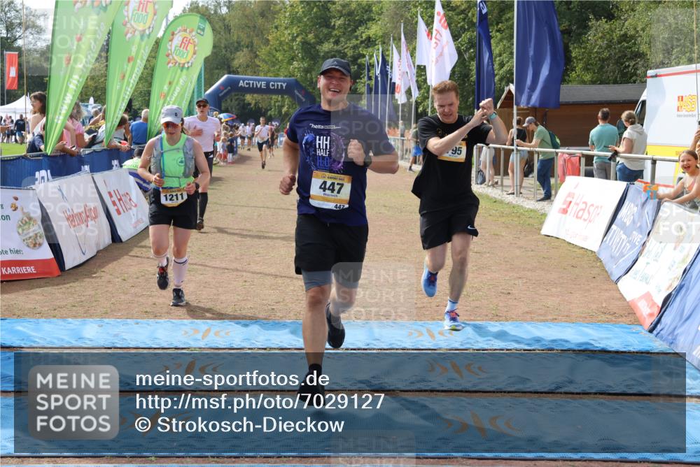 08.09.2024 - Airport Race Strokosch-Dieckow http://msf.ph/oto/7029127 08.09.2024 12:39:47 Ziel 447, 746, 795, 861, 1211, 1298, 3155 meine-sportfotos.de