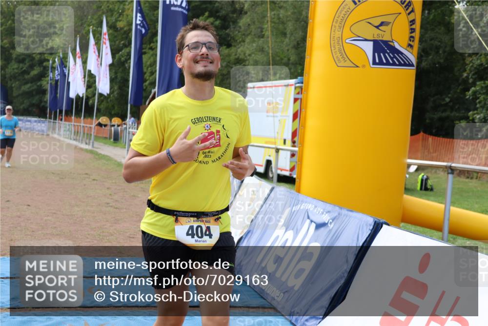 08.09.2024 - Airport Race Strokosch-Dieckow http://msf.ph/oto/7029163 08.09.2024 13:15:05 Ziel 404, 1119, 1129 meine-sportfotos.de