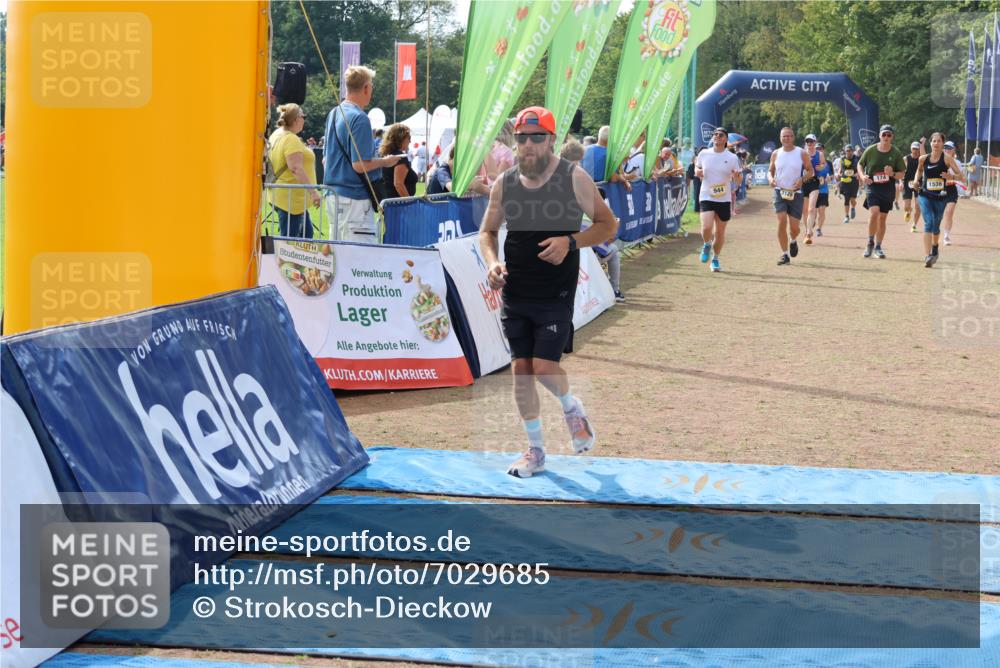 08.09.2024 - Airport Race Strokosch-Dieckow http://msf.ph/oto/7029685 08.09.2024 12:40:05 Ziel 174, 423, 761, 944, 1017, 1496, 1536, 3126, 3134 meine-sportfotos.de