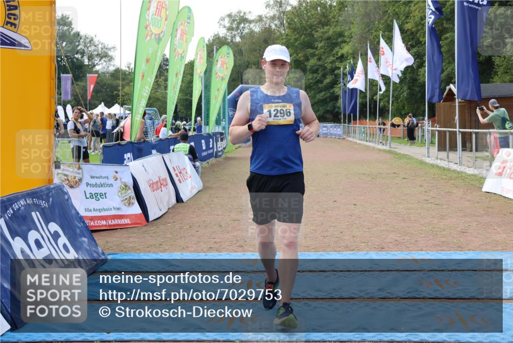 08.09.2024 - Airport Race Strokosch-Dieckow http://msf.ph/oto/7029753 08.09.2024 13:15:42 Ziel 604, 1283, 1296 meine-sportfotos.de