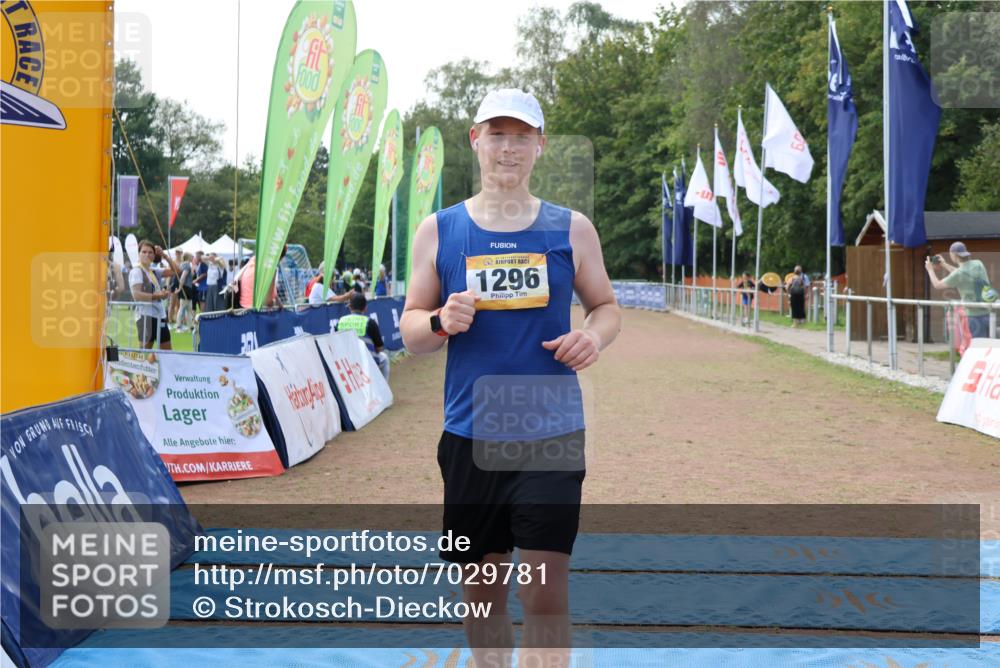 08.09.2024 - Airport Race Strokosch-Dieckow http://msf.ph/oto/7029781 08.09.2024 13:15:43 Ziel 604, 1283, 1296 meine-sportfotos.de