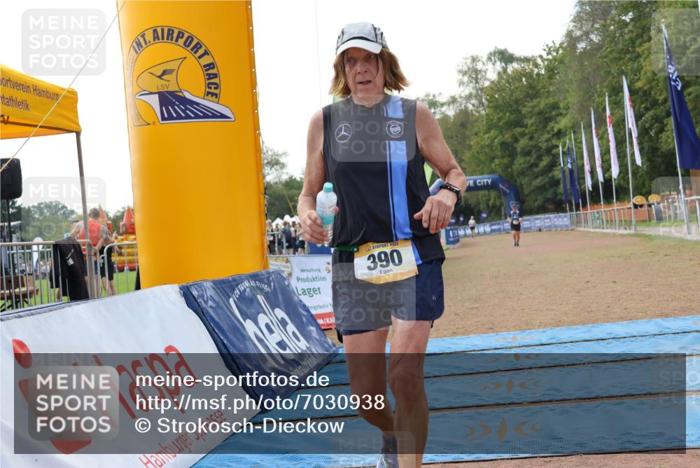 08.09.2024 - Airport Race Strokosch-Dieckow http://msf.ph/oto/7030938 08.09.2024 13:19:04 Ziel 390, 499, 1395 meine-sportfotos.de