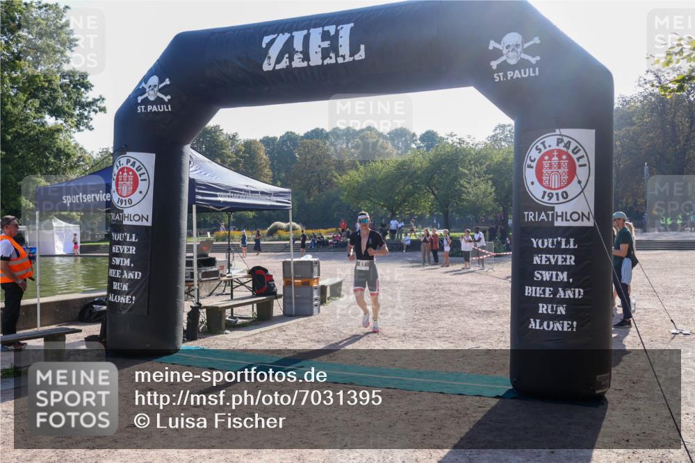 08.09.2024 - Stadtparktriathlon Luisa Fischer http://msf.ph/oto/7031395 08.09.2024 09:35:12 Ziel 87 meine-sportfotos.de