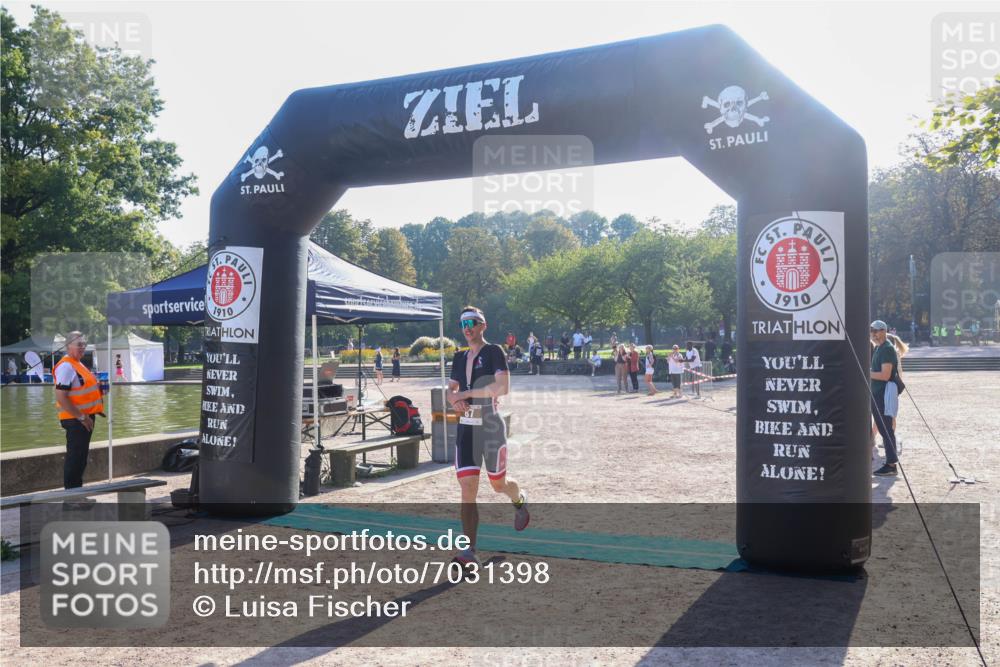 08.09.2024 - Stadtparktriathlon Luisa Fischer http://msf.ph/oto/7031398 08.09.2024 09:35:13 Ziel 87 meine-sportfotos.de