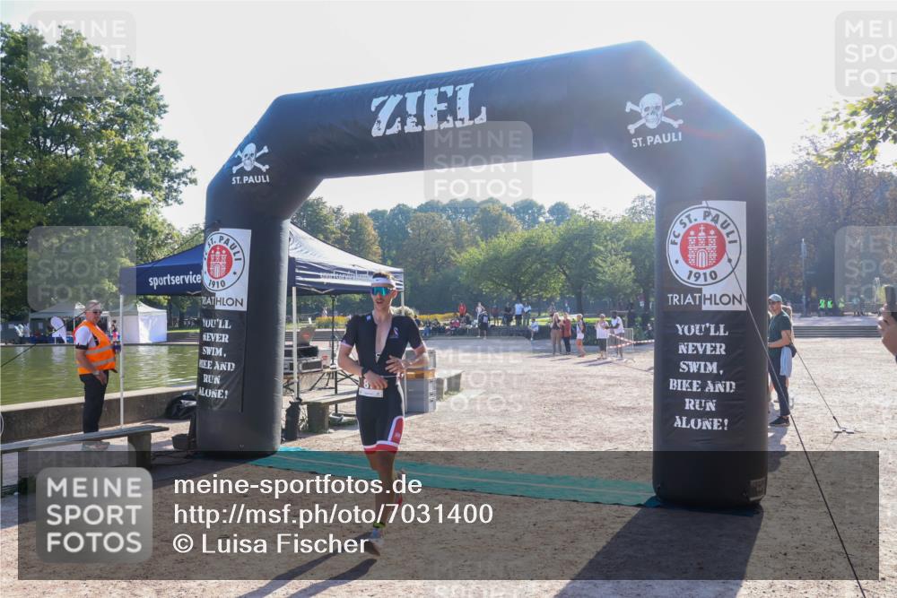 08.09.2024 - Stadtparktriathlon Luisa Fischer http://msf.ph/oto/7031400 08.09.2024 09:35:13 Ziel 87 meine-sportfotos.de