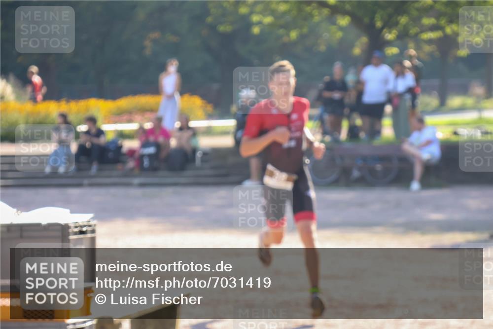 08.09.2024 - Stadtparktriathlon Luisa Fischer http://msf.ph/oto/7031419 08.09.2024 09:36:15 Ziel 17, 38 meine-sportfotos.de