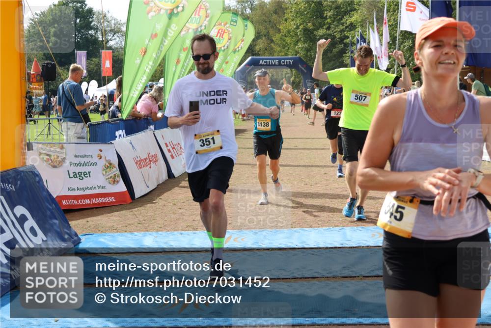 08.09.2024 - Airport Race Strokosch-Dieckow http://msf.ph/oto/7031452 08.09.2024 12:42:15 Ziel 127, 351, 507, 545, 3138 meine-sportfotos.de