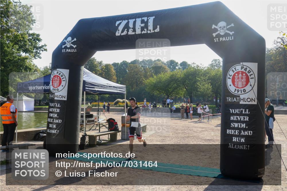 08.09.2024 - Stadtparktriathlon Luisa Fischer http://msf.ph/oto/7031464 08.09.2024 09:36:40 Ziel 86 meine-sportfotos.de