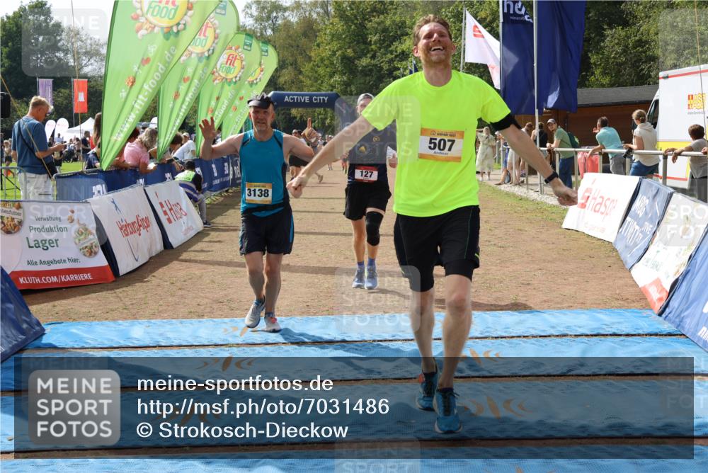 08.09.2024 - Airport Race Strokosch-Dieckow http://msf.ph/oto/7031486 08.09.2024 12:42:16 Ziel 127, 351, 507, 545, 3138 meine-sportfotos.de