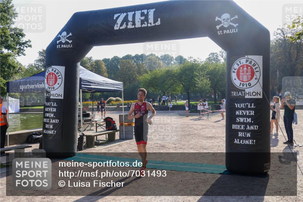 08.09.2024 - Stadtparktriathlon Luisa Fischer http://msf.ph/oto/7031493 08.09.2024 09:37:49 Ziel 5, 33 meine-sportfotos.de