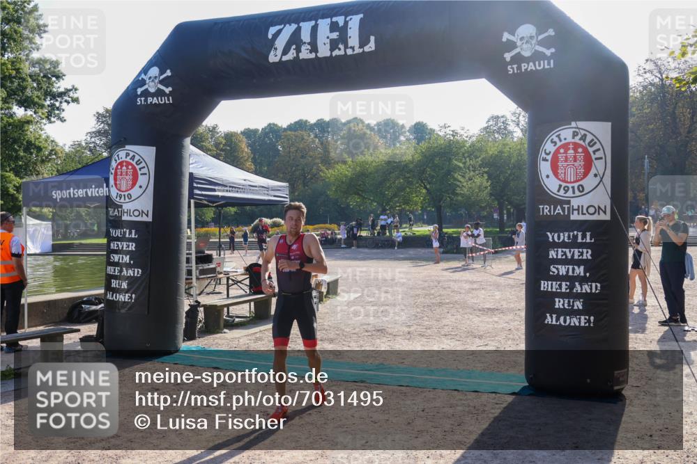 08.09.2024 - Stadtparktriathlon Luisa Fischer http://msf.ph/oto/7031495 08.09.2024 09:37:49 Ziel 5, 33 meine-sportfotos.de