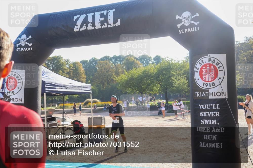 08.09.2024 - Stadtparktriathlon Luisa Fischer http://msf.ph/oto/7031552 08.09.2024 09:38:29 Ziel 49, 77 meine-sportfotos.de