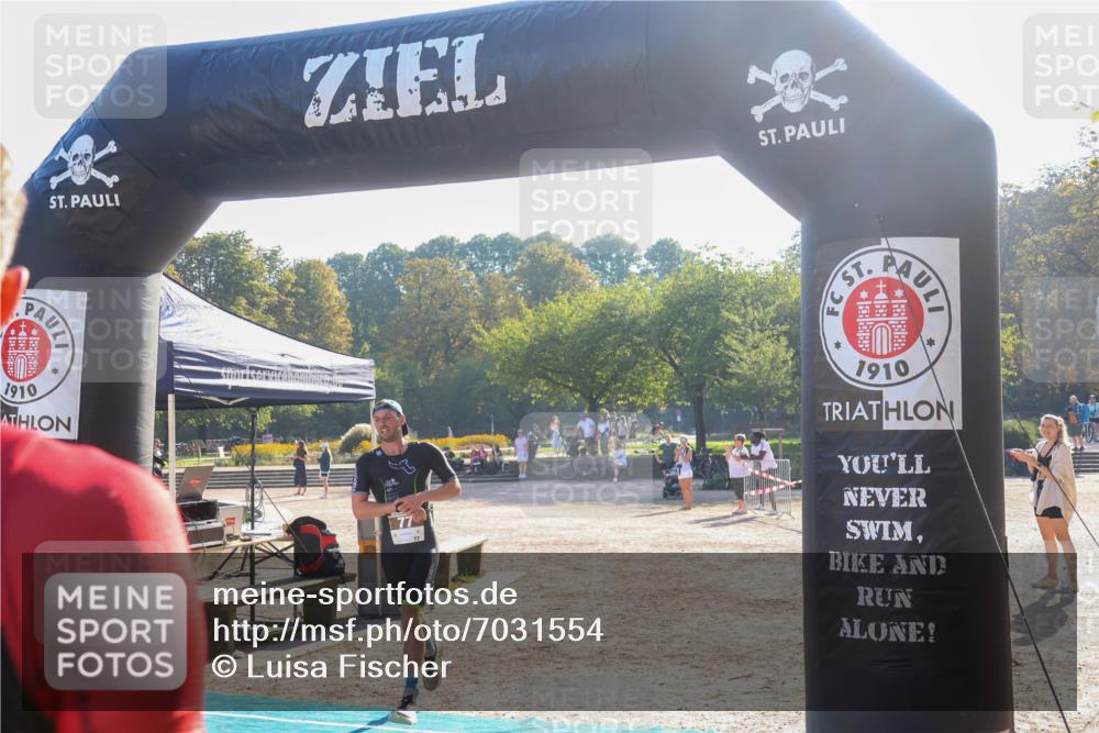 08.09.2024 - Stadtparktriathlon Luisa Fischer http://msf.ph/oto/7031554 08.09.2024 09:38:29 Ziel 49, 77 meine-sportfotos.de