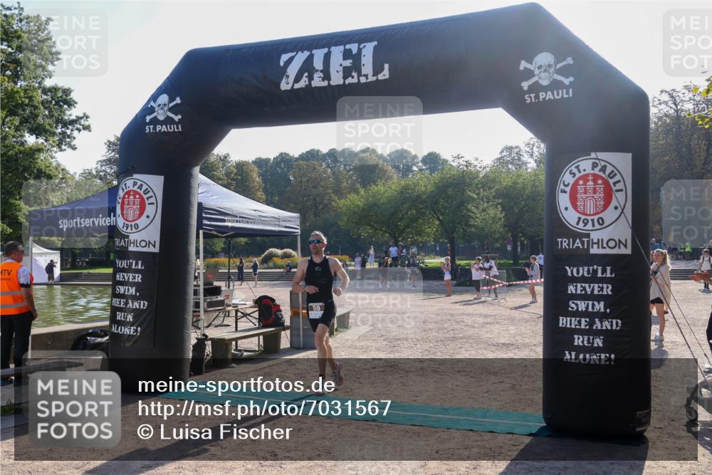 08.09.2024 - Stadtparktriathlon Luisa Fischer http://msf.ph/oto/7031567 08.09.2024 09:38:43 Ziel 51, 59 meine-sportfotos.de
