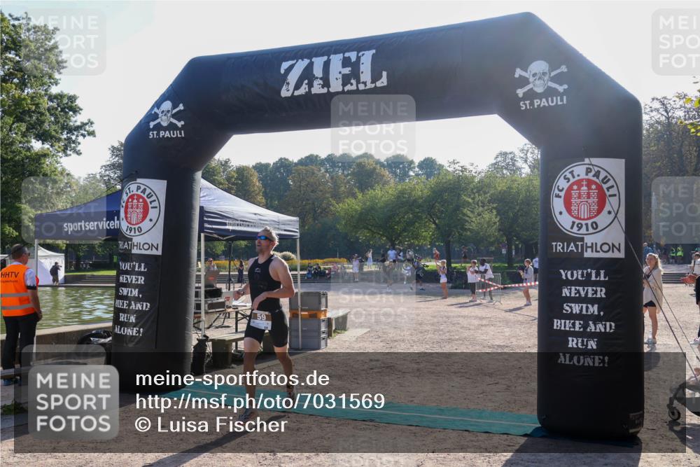 08.09.2024 - Stadtparktriathlon Luisa Fischer http://msf.ph/oto/7031569 08.09.2024 09:38:43 Ziel 51, 59 meine-sportfotos.de