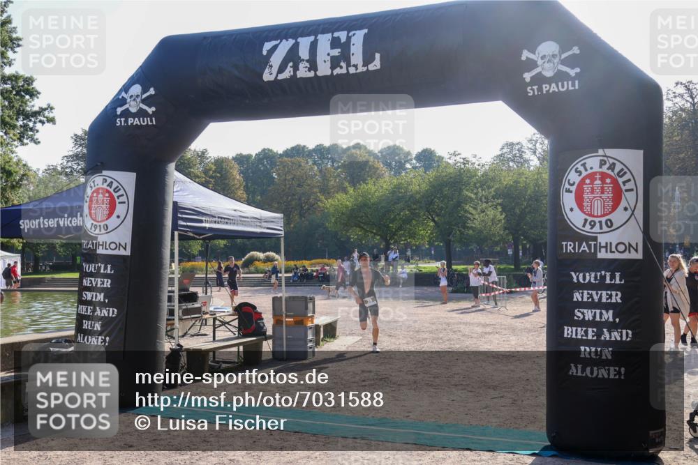 08.09.2024 - Stadtparktriathlon Luisa Fischer http://msf.ph/oto/7031588 08.09.2024 09:38:54 Ziel 1, 35, 51 meine-sportfotos.de
