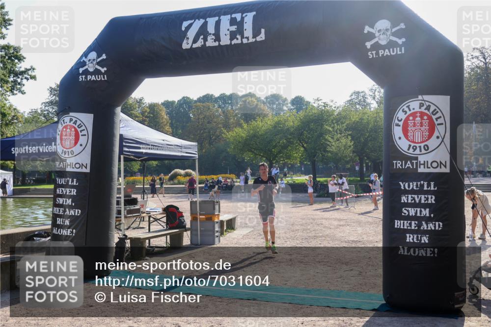 08.09.2024 - Stadtparktriathlon Luisa Fischer http://msf.ph/oto/7031604 08.09.2024 09:38:58 Ziel 1, 35 meine-sportfotos.de