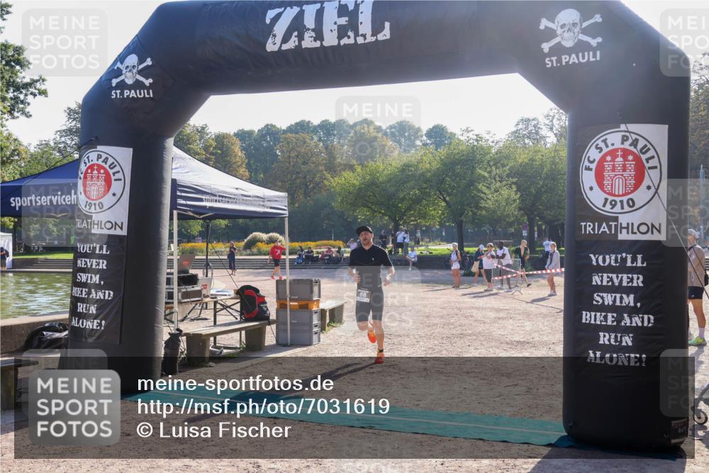 08.09.2024 - Stadtparktriathlon Luisa Fischer http://msf.ph/oto/7031619 08.09.2024 09:39:08 Ziel 68 meine-sportfotos.de