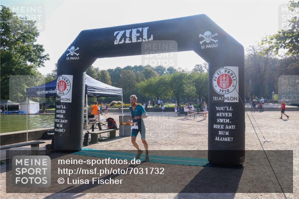 08.09.2024 - Stadtparktriathlon Luisa Fischer http://msf.ph/oto/7031732 08.09.2024 09:40:51 Ziel 66 meine-sportfotos.de