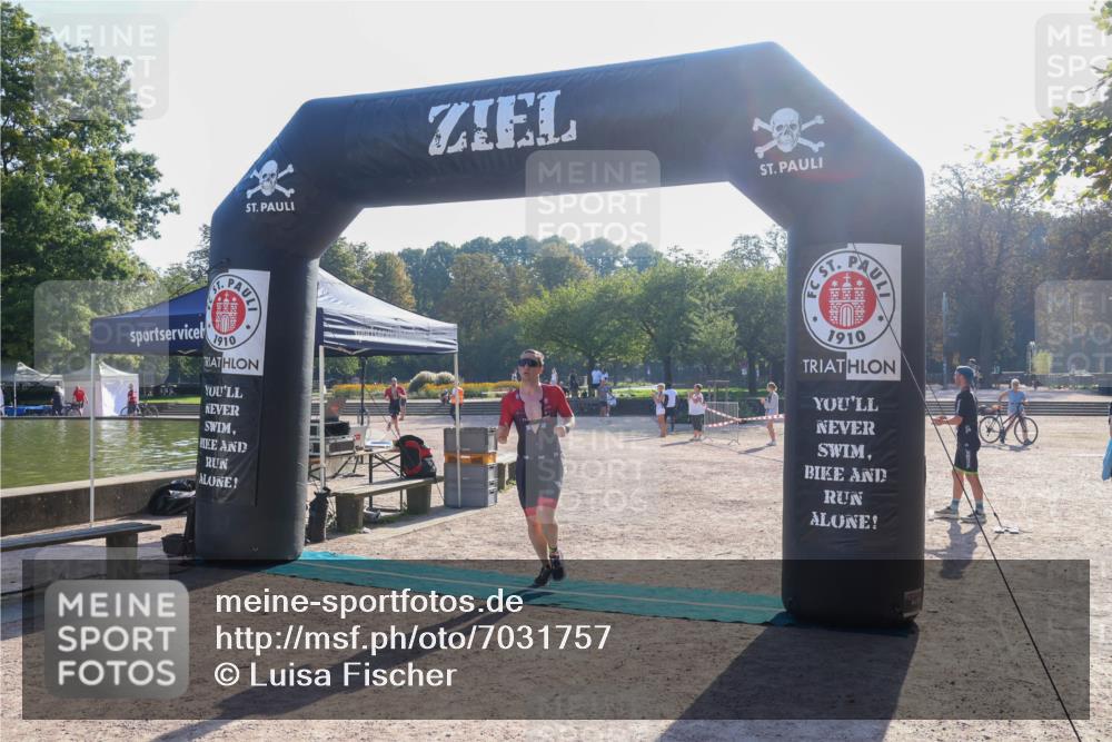 08.09.2024 - Stadtparktriathlon Luisa Fischer http://msf.ph/oto/7031757 08.09.2024 09:41:23 Ziel 31, 39 meine-sportfotos.de