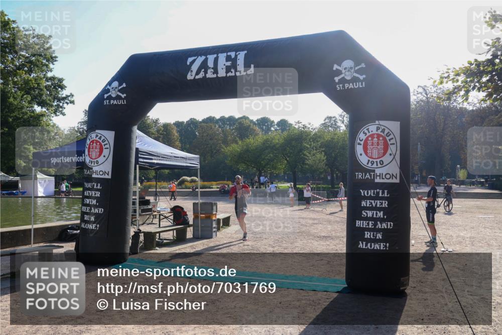08.09.2024 - Stadtparktriathlon Luisa Fischer http://msf.ph/oto/7031769 08.09.2024 09:41:27 Ziel 31, 39 meine-sportfotos.de