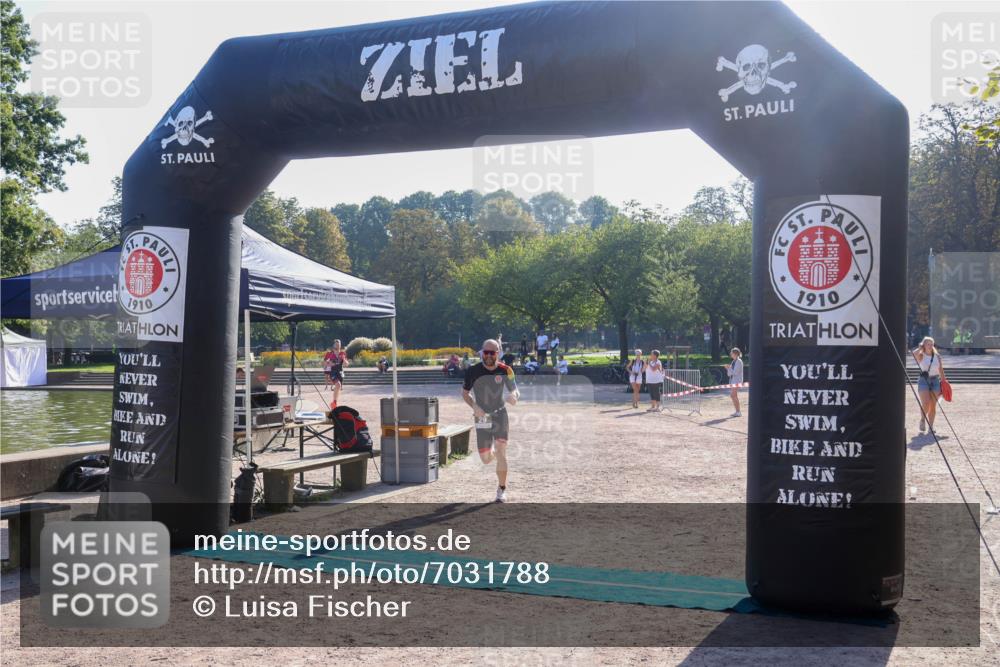 08.09.2024 - Stadtparktriathlon Luisa Fischer http://msf.ph/oto/7031788 08.09.2024 09:41:35 Ziel 29, 41 meine-sportfotos.de