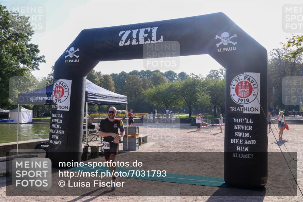 08.09.2024 - Stadtparktriathlon Luisa Fischer http://msf.ph/oto/7031793 08.09.2024 09:41:36 Ziel 29, 41 meine-sportfotos.de