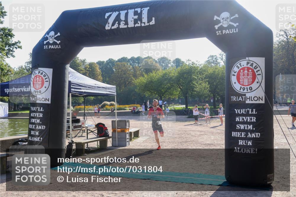 08.09.2024 - Stadtparktriathlon Luisa Fischer http://msf.ph/oto/7031804 08.09.2024 09:41:39 Ziel 29, 41 meine-sportfotos.de