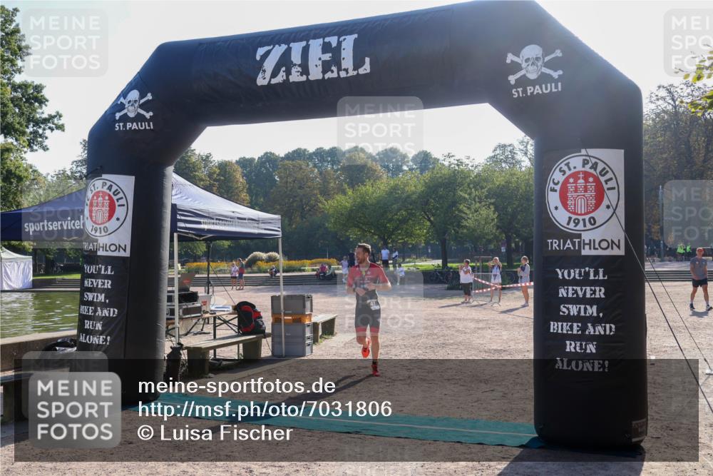 08.09.2024 - Stadtparktriathlon Luisa Fischer http://msf.ph/oto/7031806 08.09.2024 09:41:40 Ziel 29, 41 meine-sportfotos.de