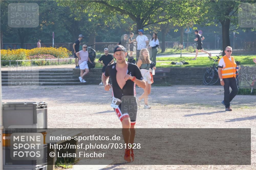 08.09.2024 - Stadtparktriathlon Luisa Fischer http://msf.ph/oto/7031928 08.09.2024 09:42:55 Ziel 83 meine-sportfotos.de