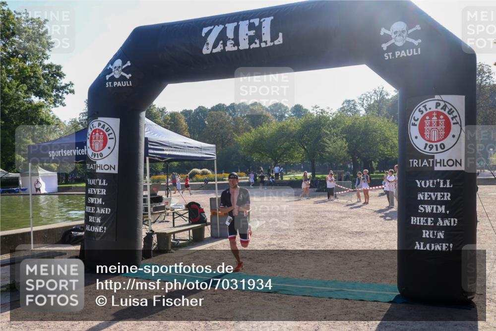 08.09.2024 - Stadtparktriathlon Luisa Fischer http://msf.ph/oto/7031934 08.09.2024 09:42:57 Ziel 83 meine-sportfotos.de