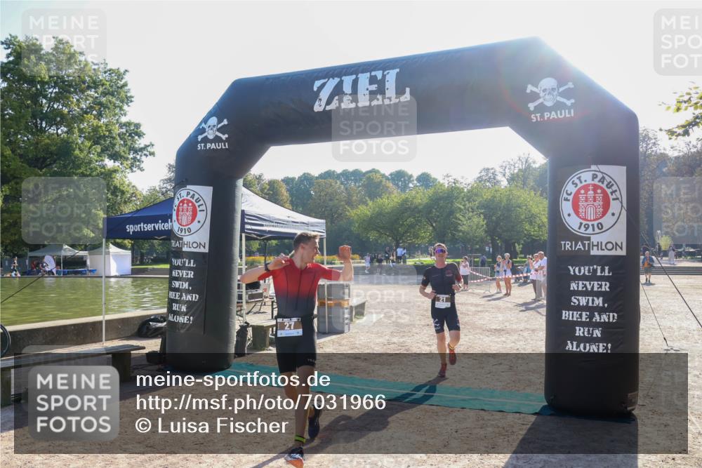 08.09.2024 - Stadtparktriathlon Luisa Fischer http://msf.ph/oto/7031966 08.09.2024 09:43:12 Ziel 21, 27, 63 meine-sportfotos.de