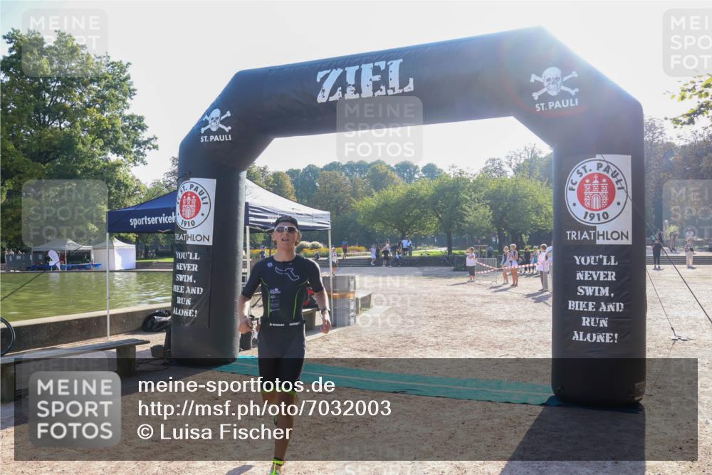 08.09.2024 - Stadtparktriathlon Luisa Fischer http://msf.ph/oto/7032003 08.09.2024 09:43:24 Ziel 80 meine-sportfotos.de