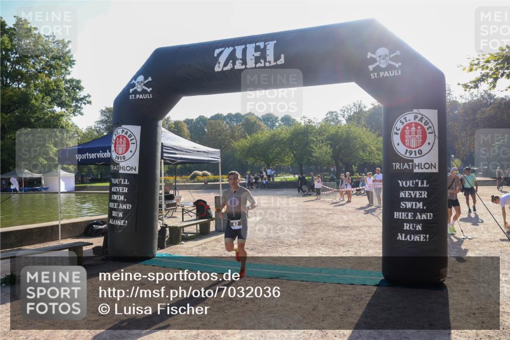 08.09.2024 - Stadtparktriathlon Luisa Fischer http://msf.ph/oto/7032036 08.09.2024 09:43:54 Ziel 42 meine-sportfotos.de