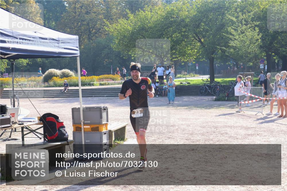 08.09.2024 - Stadtparktriathlon Luisa Fischer http://msf.ph/oto/7032130 08.09.2024 09:45:00 Ziel 23, 54 meine-sportfotos.de