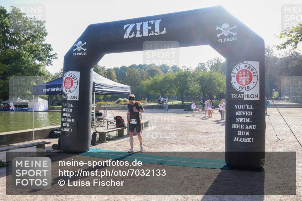 08.09.2024 - Stadtparktriathlon Luisa Fischer http://msf.ph/oto/7032133 08.09.2024 09:45:01 Ziel 23 meine-sportfotos.de