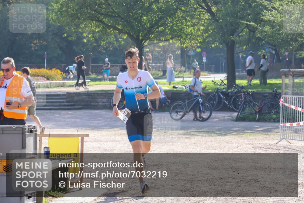08.09.2024 - Stadtparktriathlon Luisa Fischer http://msf.ph/oto/7032219 08.09.2024 09:47:05 Ziel 71, 89 meine-sportfotos.de