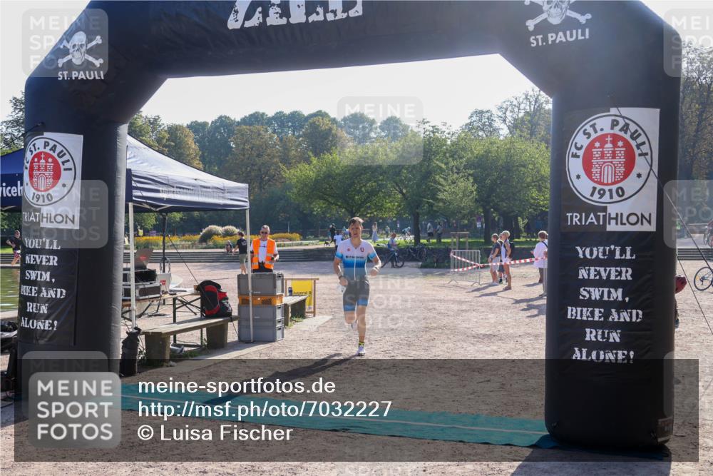08.09.2024 - Stadtparktriathlon Luisa Fischer http://msf.ph/oto/7032227 08.09.2024 09:47:06 Ziel 89 meine-sportfotos.de