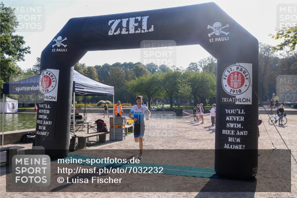 08.09.2024 - Stadtparktriathlon Luisa Fischer http://msf.ph/oto/7032232 08.09.2024 09:47:07 Ziel 89 meine-sportfotos.de