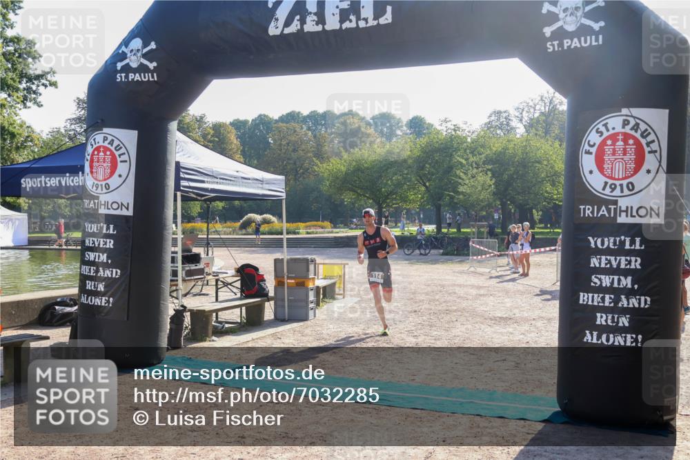 08.09.2024 - Stadtparktriathlon Luisa Fischer http://msf.ph/oto/7032285 08.09.2024 09:47:55 Ziel 114 meine-sportfotos.de
