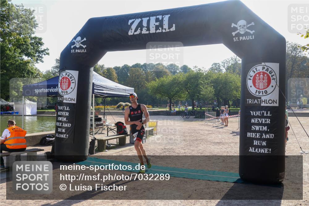 08.09.2024 - Stadtparktriathlon Luisa Fischer http://msf.ph/oto/7032289 08.09.2024 09:47:56 Ziel 114 meine-sportfotos.de