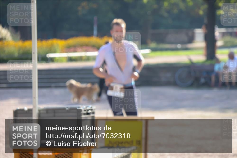 08.09.2024 - Stadtparktriathlon Luisa Fischer http://msf.ph/oto/7032310 08.09.2024 09:48:45 Ziel 18 meine-sportfotos.de