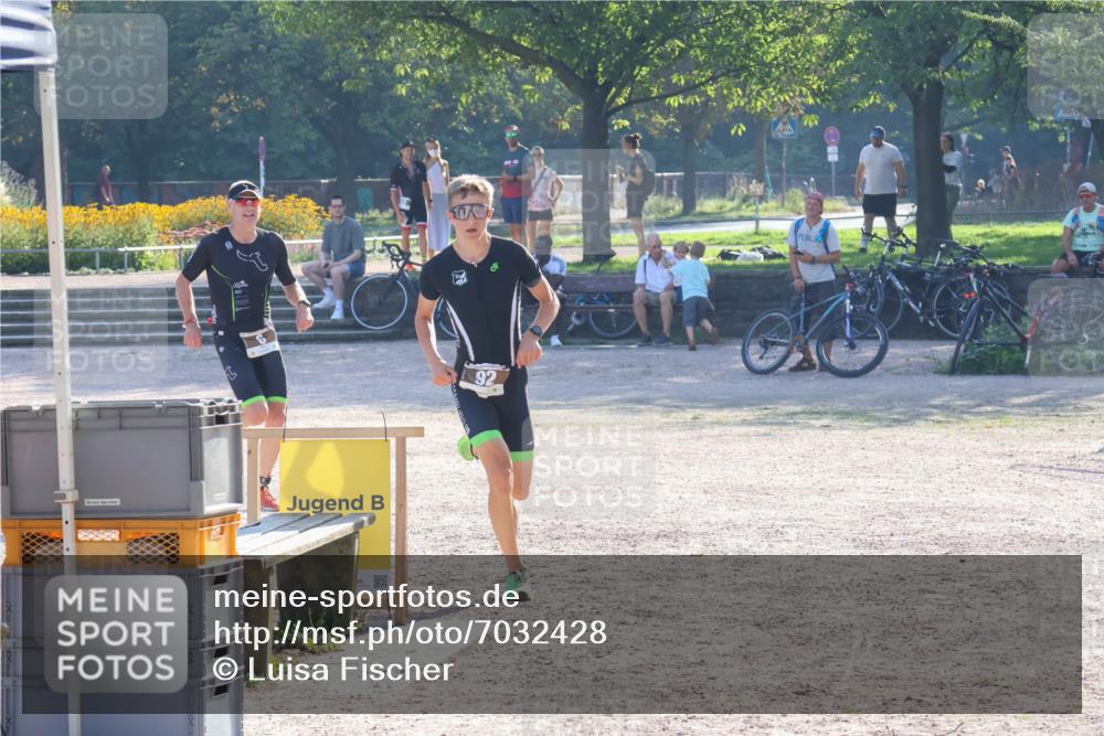 08.09.2024 - Stadtparktriathlon Luisa Fischer http://msf.ph/oto/7032428 08.09.2024 09:50:40 Ziel 6, 92 meine-sportfotos.de