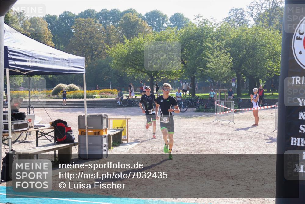 08.09.2024 - Stadtparktriathlon Luisa Fischer http://msf.ph/oto/7032435 08.09.2024 09:50:41 Ziel 6, 92 meine-sportfotos.de