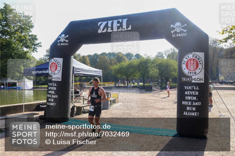 08.09.2024 - Stadtparktriathlon Luisa Fischer http://msf.ph/oto/7032469 08.09.2024 09:50:59 Ziel 55 meine-sportfotos.de
