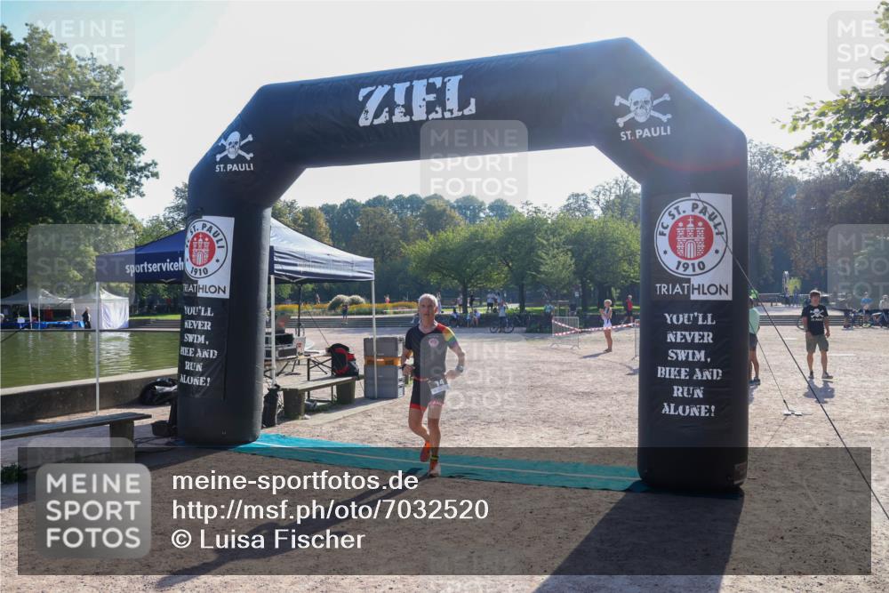08.09.2024 - Stadtparktriathlon Luisa Fischer http://msf.ph/oto/7032520 08.09.2024 09:51:20 Ziel 3, 14 meine-sportfotos.de