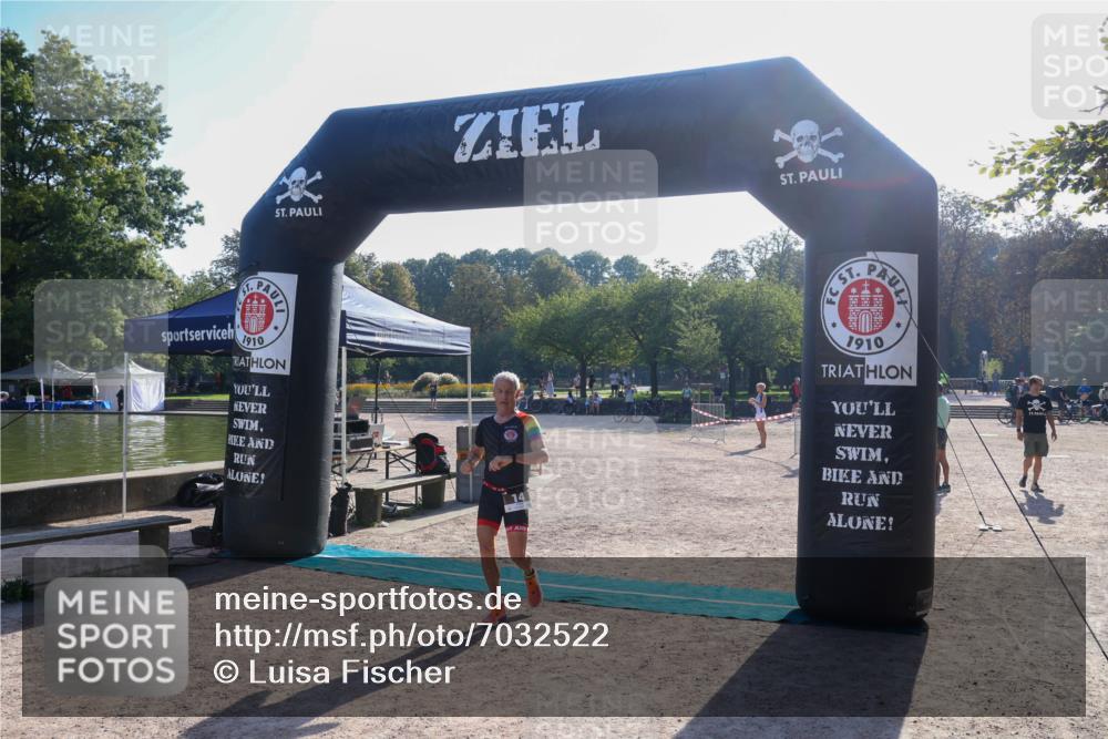 08.09.2024 - Stadtparktriathlon Luisa Fischer http://msf.ph/oto/7032522 08.09.2024 09:51:20 Ziel 3, 14 meine-sportfotos.de